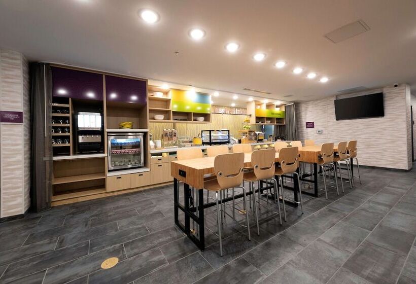 ホテル Home2 Suites By Hilton Portland Hillsboro