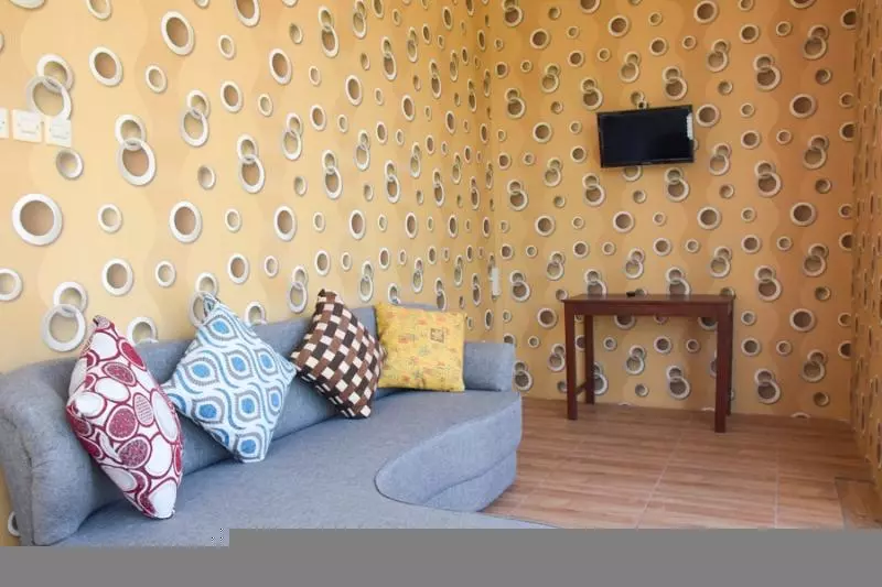 Majatalo Reddoorz Near Terminal A Adisucipto Airport