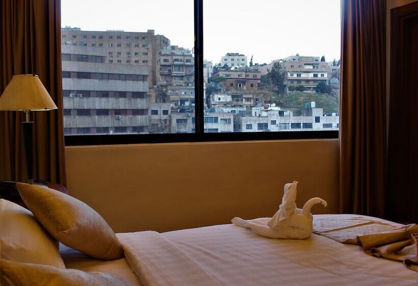 هتل New Merryland