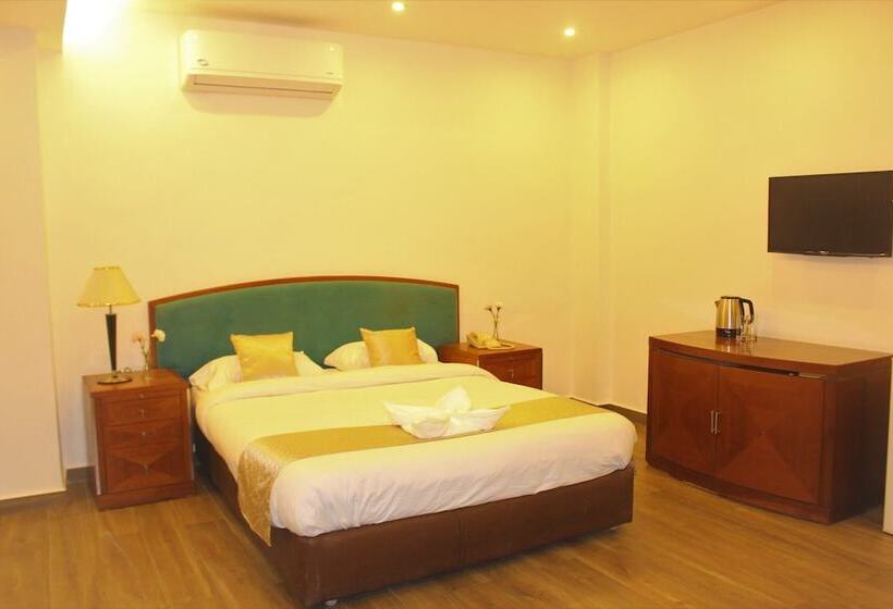 هتل New Merryland