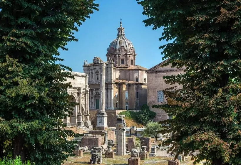 هتل Albergo Del Senato