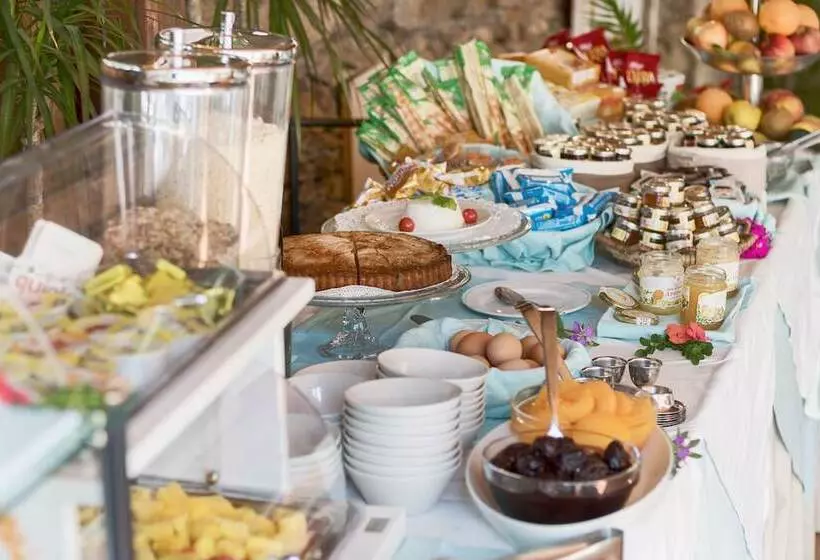 Отель Colonna San Marco