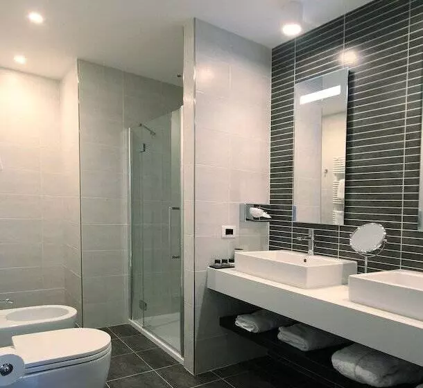 Mentana, By R Collection Hotels