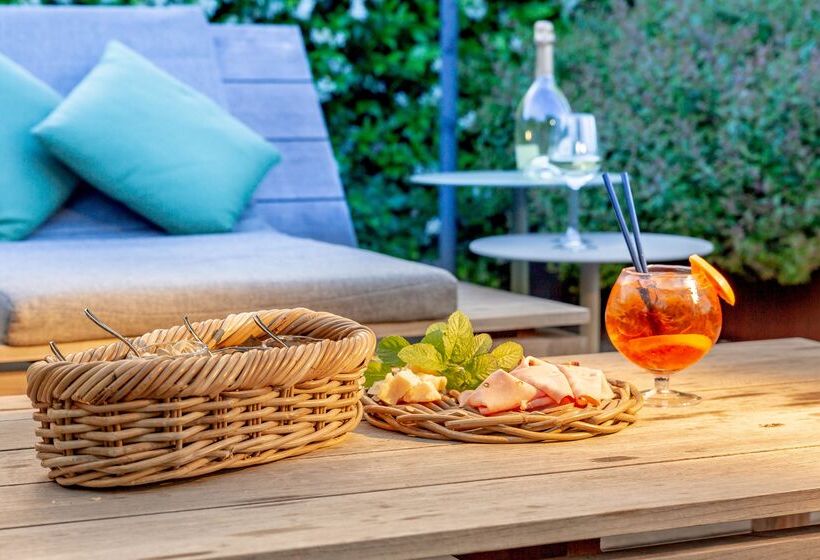 ホテル Metropolitan