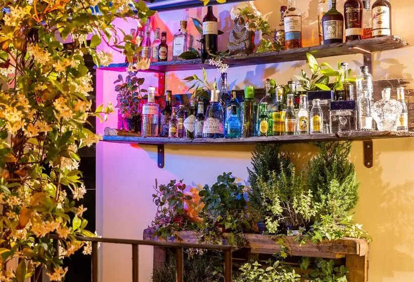 ホテル Metropolitan