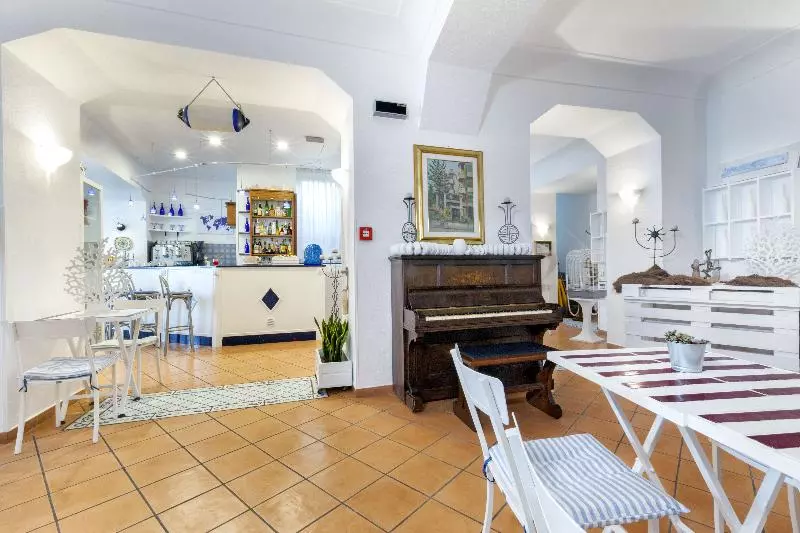 ホテル Panorama Palace