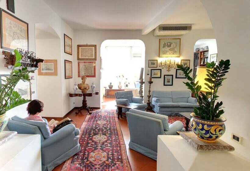 فندق Villa Paradiso