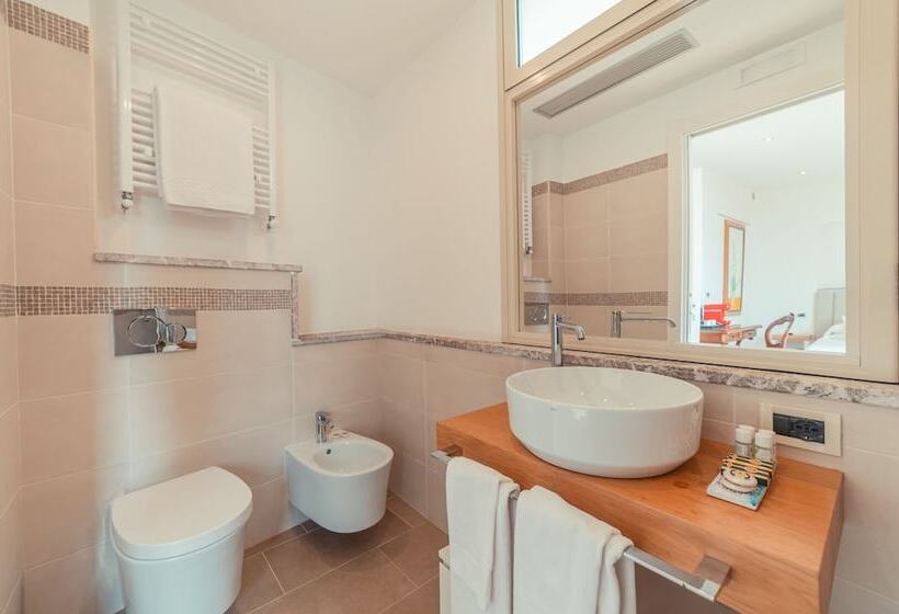 فندق Villa Paradiso