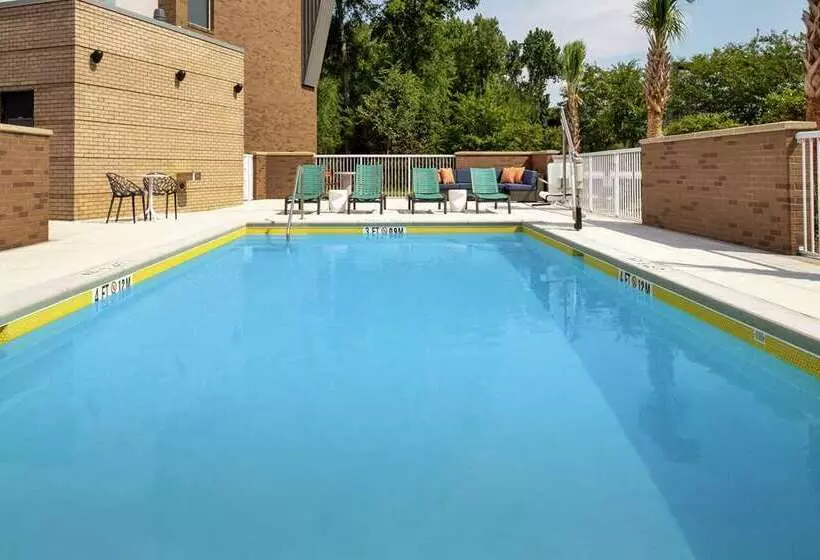 ホテル Tru By Hilton Mt Pleasant Charleston