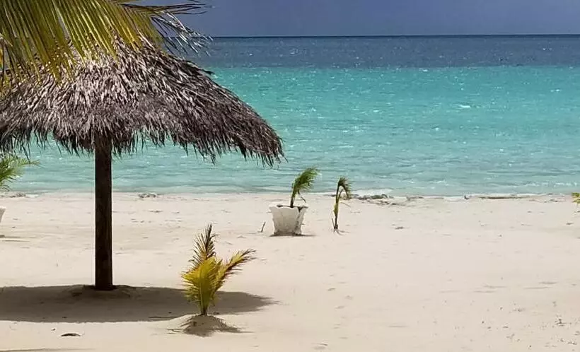 Beachcomber Club Resort