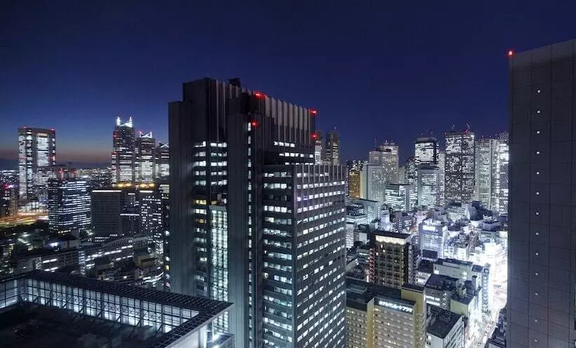 Odakyu Hotel Century Southern Tower