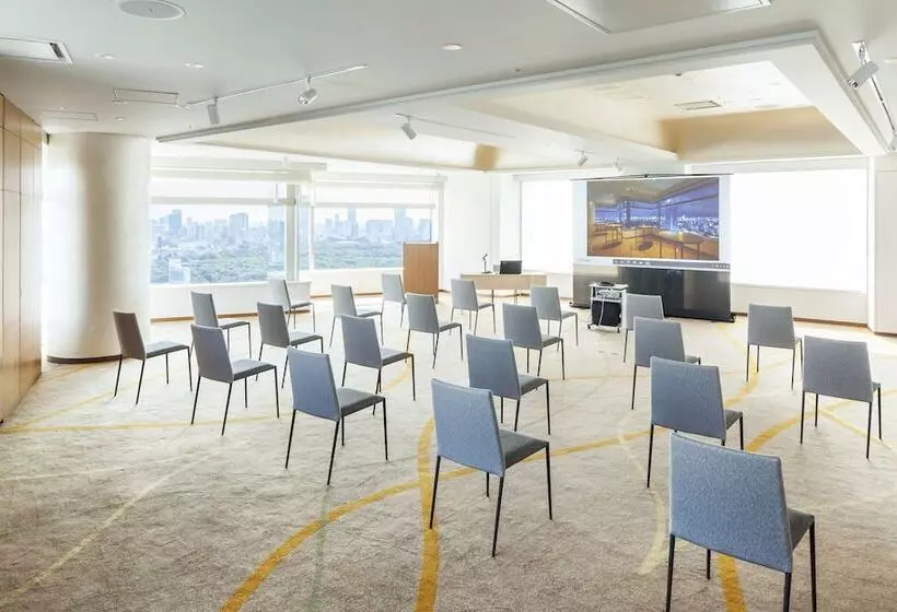 Odakyu Hotel Century Southern Tower