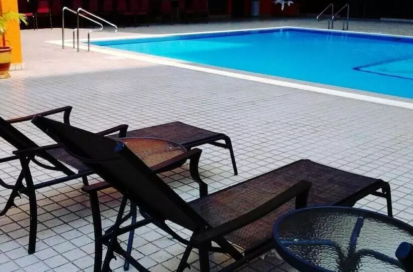 호텔 Grand Continental Kuantan