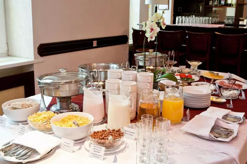 Kolonna Hotel Brigita