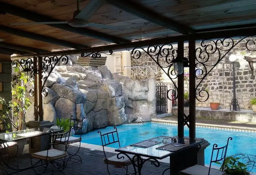 هتل Le Saint Georges