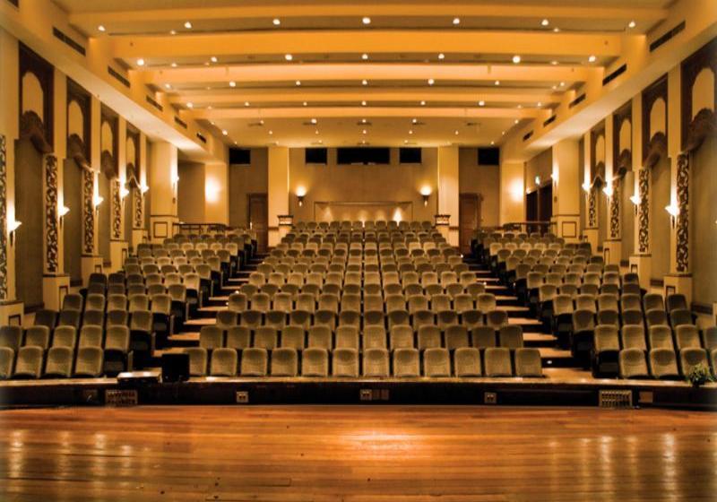 Szálloda Palace Of The Golden Horses