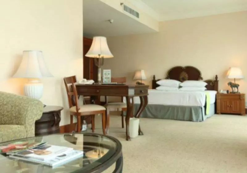 בית מלון כפרי Palace Of The Golden Horses