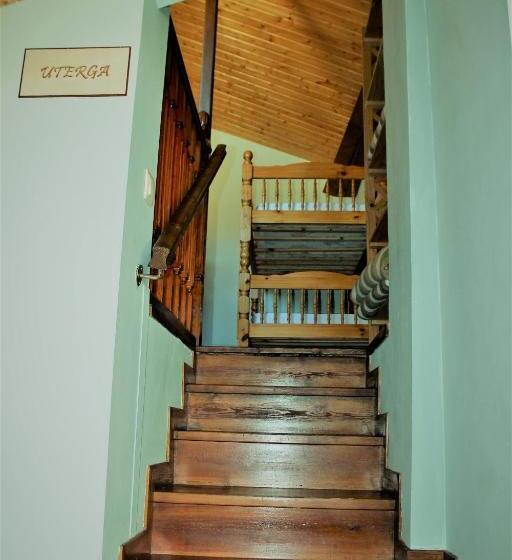 La Bodega Del Camino Aka Albergue On Thele