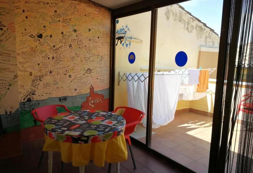 La Bodega Del Camino Aka Albergue On Thele