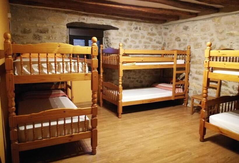 La Bodega Del Camino Aka Albergue On Thele