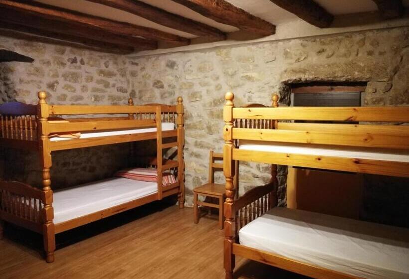 La Bodega Del Camino Aka Albergue On Thele