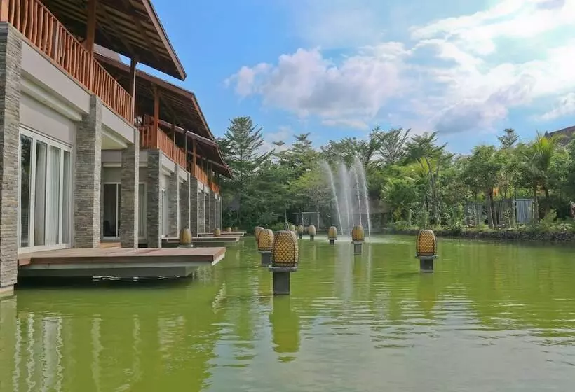 Hotelli Grand Mega Resort And Spa Cepu