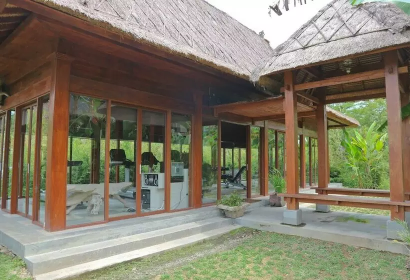 Hotelli Grand Mega Resort And Spa Cepu