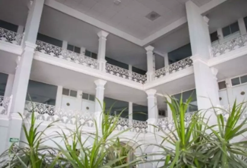 酒店 Paraiso Express