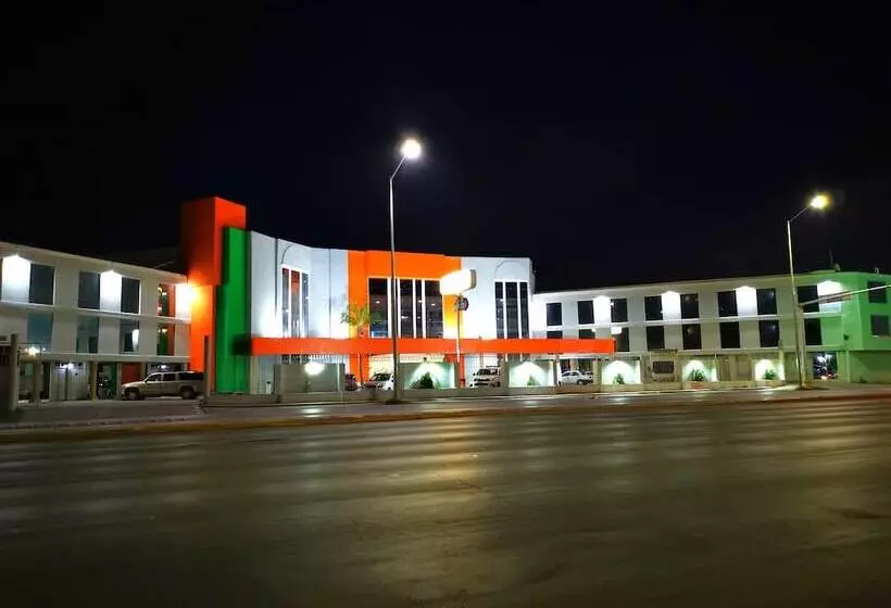 酒店 Paraiso Express