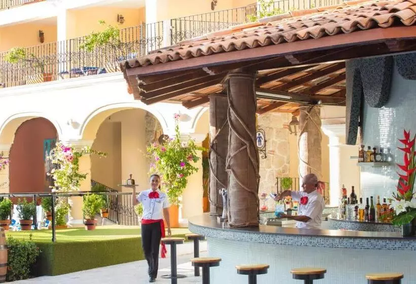 Playa Los Arcos Hotel Beach Resort & Spa