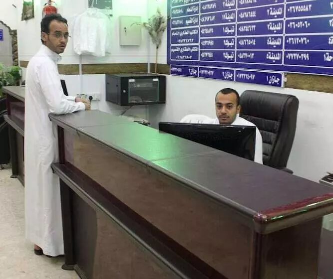 Al Eairy Furnished Apartments Al Baha 4