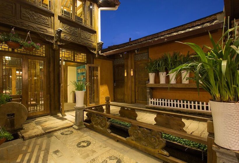 住宿加早餐 Hua Zhu Fansu Yunju Homestay