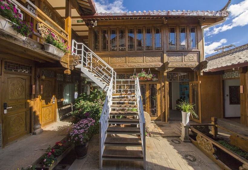 住宿加早餐 Hua Zhu Fansu Yunju Homestay