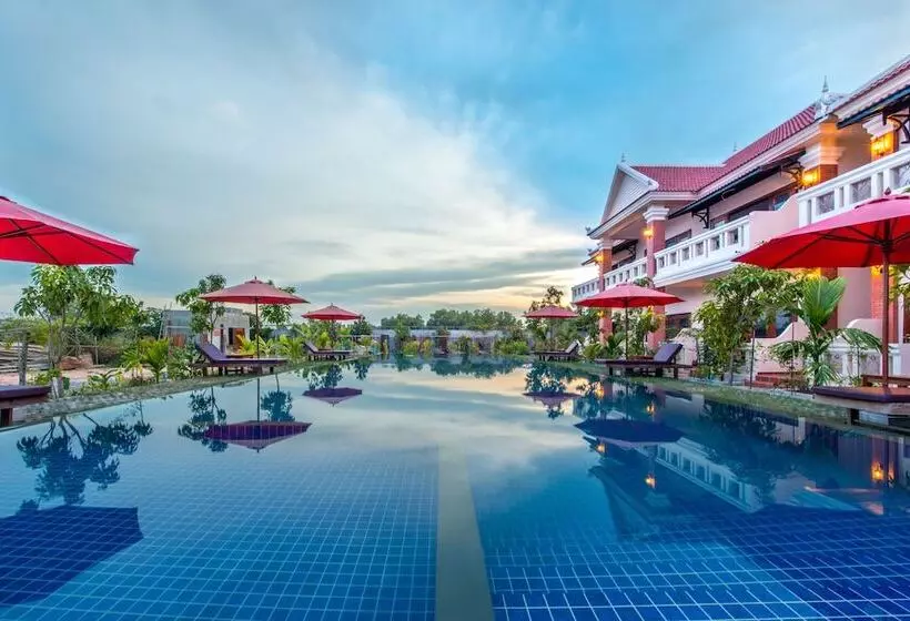 هتل Amour D  Angkor