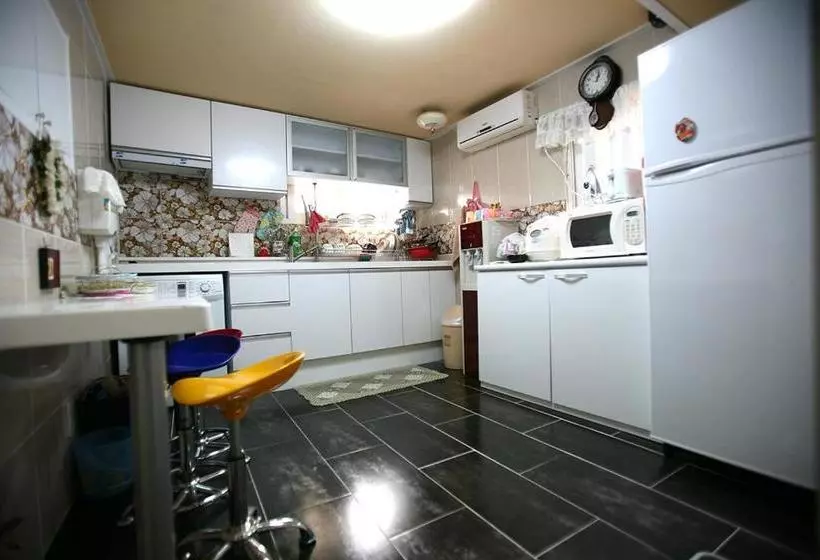 Hotel Apgujeong Residence