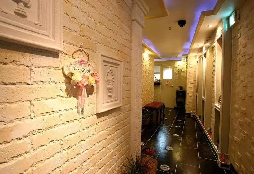 Hotel Apgujeong Residence