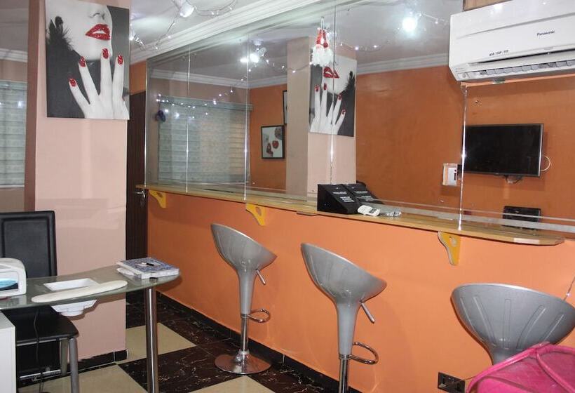 هتل Avital Suites And Resort