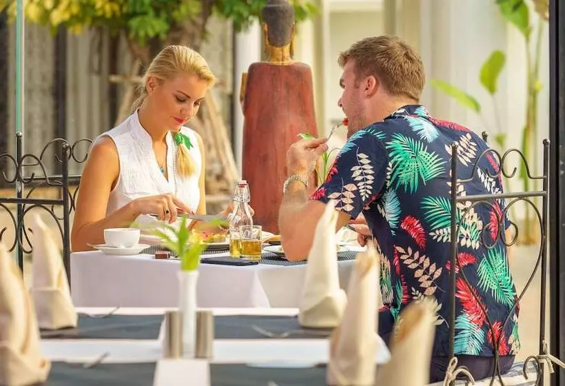 هتل The Embassy Angkor Resort & Spa