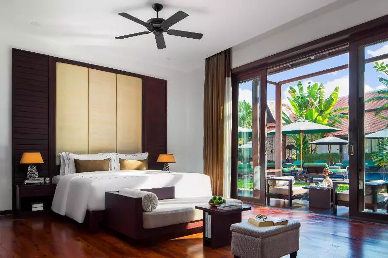 هتل The Embassy Angkor Resort & Spa