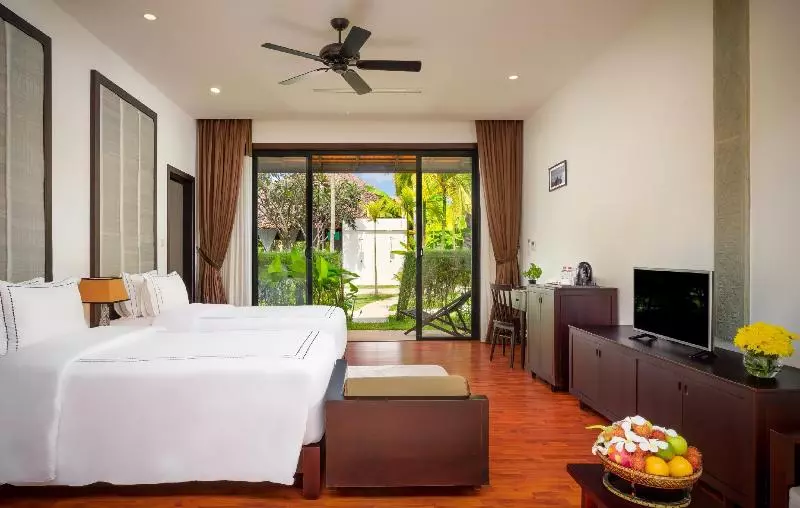 هتل The Embassy Angkor Resort & Spa