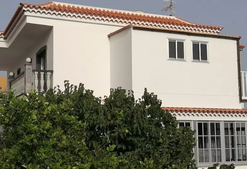 ペンション Holiday Home Emblema