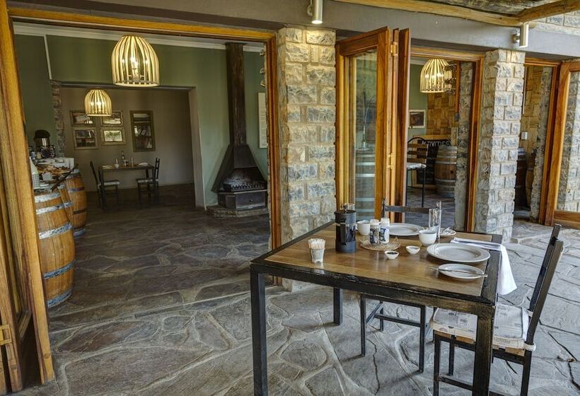 پانسیون Neuras Wine & Wildlife Estate