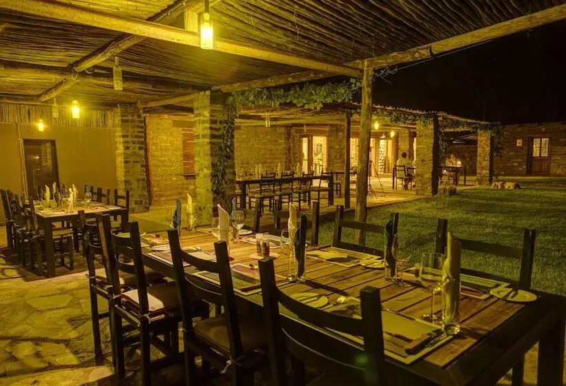 پانسیون Neuras Wine & Wildlife Estate