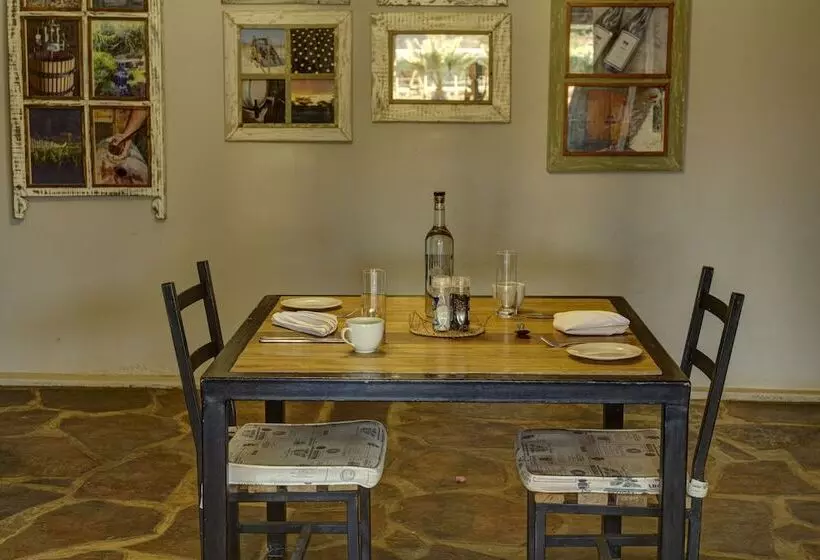 پانسیون Neuras Wine & Wildlife Estate