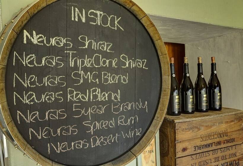 پانسیون Neuras Wine & Wildlife Estate