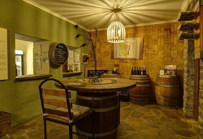 پانسیون Neuras Wine & Wildlife Estate