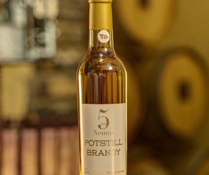 پانسیون Neuras Wine & Wildlife Estate