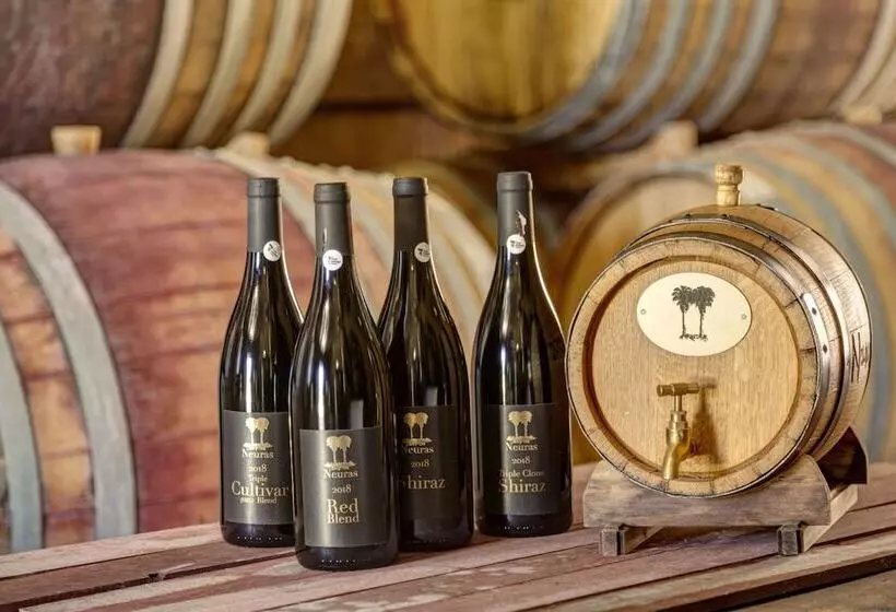 پانسیون Neuras Wine & Wildlife Estate