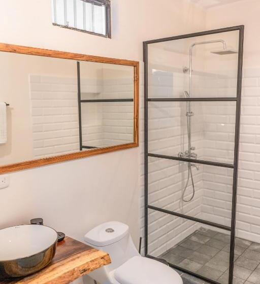 Plaza Royal Apartments