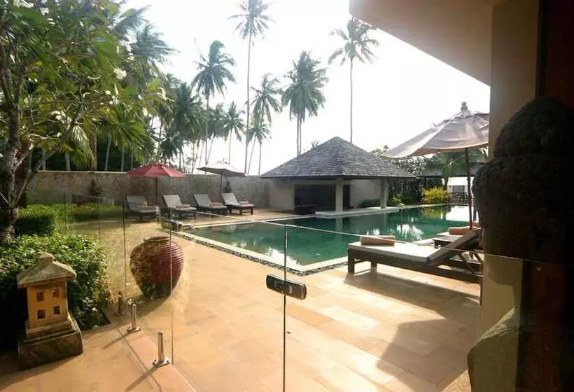 Samara Luxury Beachfront Villa